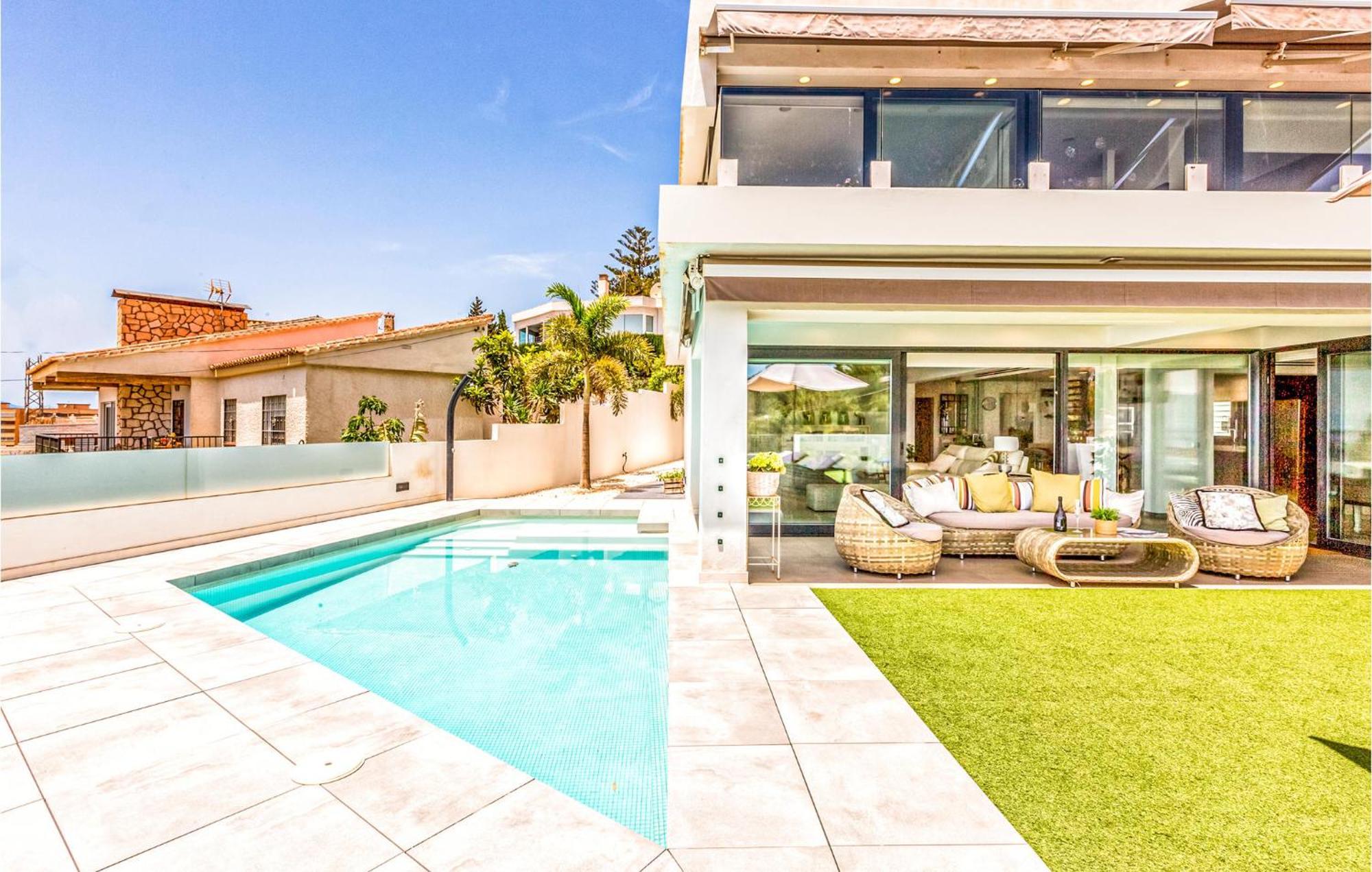 Awesome Home In Cala Del Moral With Kitchen La Cala Del Moral ภายนอก รูปภาพ